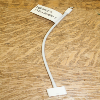 Lightning to 30-pin Adapter